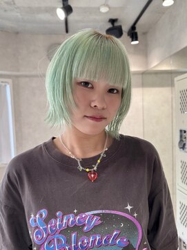 ハイプ(HYPE) ブリーチ&ダブルカラー/レイヤーボブ/ミントグリーン