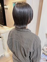 キャアリー(Caary)&nbsp;福山美容室caary切りっぱなしボブ顔まわりレイヤー骨格補正20代