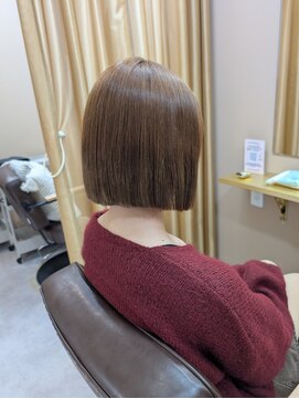 ムード(mood) ブリーチ縮毛矯正/髪質改善トリートメント/ボブ/ベールベージュ