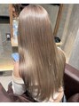 アルグラーテ (Arglarte) 光が当たるたびに輝く、透明感あふれる上質なブリーチカラー♪