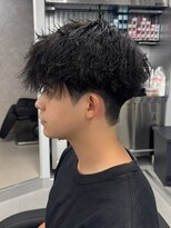エルマーク 本山(L-MARK)&nbsp;シャドウパーマ/ツイストパーマ/メンズ/センターパート/波巻き