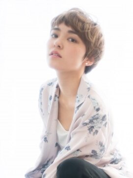 クアトロ グランシュ 川崎店(QUATRO × GranCieux) 【可愛すぎてヤバい】2017S/S短めバングの外国人風ショート