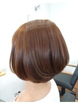 クッカ(kukka) ひし形シルエットのリラクシーボブ