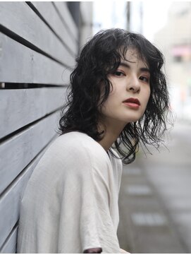 タリーゼ(TALISE) カールボブ/ウルフボブ/アッシュブラック20代30代