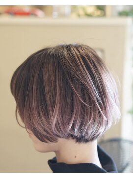 ルーチェ(Lu-ce) バレイヤージュ風カラー