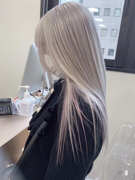 ペレ 渋谷(PELE) Y41_ ホワイトブロンド × ピンク インナーカラー