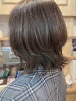 ロカ(roka)&nbsp;ハイライト　グレージュカラーとレイヤーボブ