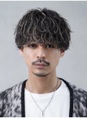波巻きスパイラルパーマメンズマッシュツーブロック栄