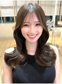 表参道アフロート張替　セミロング髪型　シースルーバング