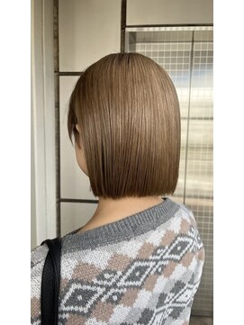 マウ(mau) 切りっぱなしボブ