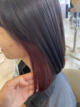 ハグクレア(HUG CLAIRE) インナーカラー×濃いめレッドブラウン