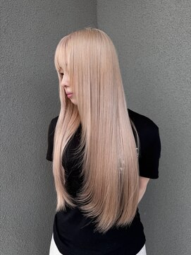 クオン 伊勢崎(QUON.) ホワイトベージュ