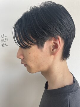 ビーヒアナウ N゜02 金沢鞍月店(BE HERE NOW) メンズセンターパート