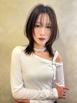 プランツヘアー ミディアムヘアレイヤーカット　くびれヘア　博多美容室　原依里