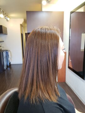 ヘアメイク ビス(Hair Make Bis.) セミロングスタイル