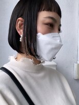 イエス(YES) オン眉×前下がりBob