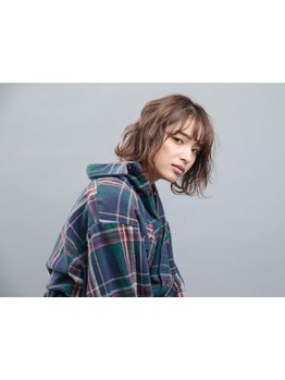 トレンドを押さえつつ、大人っぽい上品さや色っぽさをセンス良く演出♪こなれ感漂うオシャレが楽しめる！