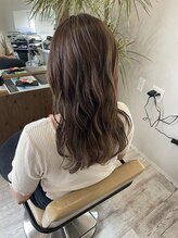 ナチュラルなハイライトからコントラストあるハイライト