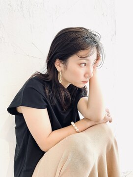コハクビューティ(COHAKU beauty) ニュアンスカラーでつくる『こなれミディ』