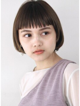サーカス バイ ビュートリアム 青山(CIRCUS by BEAUTRIUM) 耳かけボブ　すっきり　丸み　ボブ　ミニボブ　伸ばしかけボブ