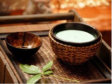 クリームバスはあなたを裏切らない。成分別高濃度の4種類のクリームからお客様に合わせてセレクト。