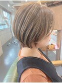 艶感丸みショート*オリーブベージュ