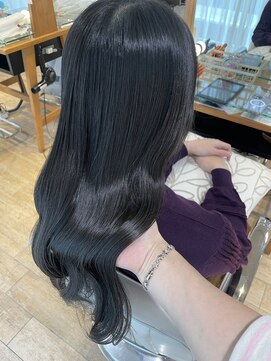 ネオリーブ チロル 横浜西口店(Neolive CiroL.) 艶髪 上品カラー ダークグレージュ