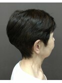 きっちりタイトなショートヘア