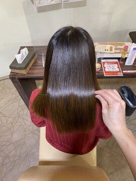 ヘアーメイクポリッシュ 桂店 髪質改善/縮毛矯正/トリートメント/艶髪/艶カラー/桂/向日町