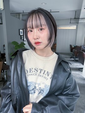 アンス 大阪梅田(ANs.) インナーカラー　ボブレイヤーカット　コントラストホワイト