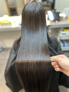 アリアイーストバイエクラート 池袋東口店(ARiA east by ECLART) 艶々ナチュラルストレート