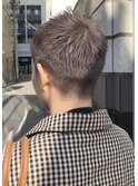 ベリーショート　シルバーベージュ　ブリーチ　ハイトーン