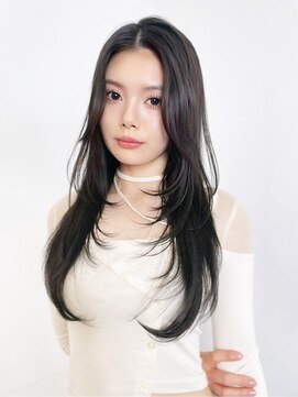 アイティー バイ アルバム 浦和店(IT by ALBUM) 暗めカラー韓国ヘア顔周りレイヤーロンググレージュ_F0555