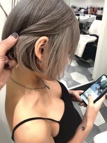 ラピス 池袋(Lapis) 【Lapis/池袋】ホワイト・イヤリングカラー