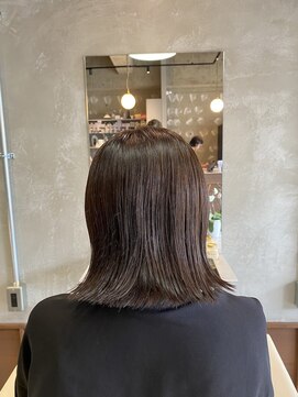 フープ 川越(hoop) オリーブ系シンプルボブ