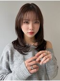 ミディアムレイヤー/顔周りカット/内巻き