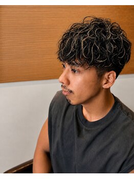 ビーアップヘアー(be:up hair)の写真/季節感やファッションを意識したかっこいいスタイルが得意!パーマで理想の自分を目指そう♪