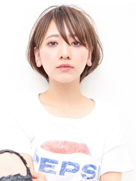 キャロル(CAROL) 耳掛けショートボブ