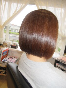 コア フィール ア デイ(COIFFURE A DAY) 【M3D見附今町】R様定番ボブ