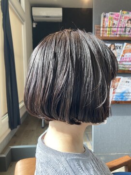 アンバー(amber) ミニボブ