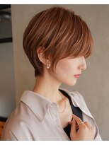 美シルエット耳かけショートヘア小顔カットくびれショートヘア