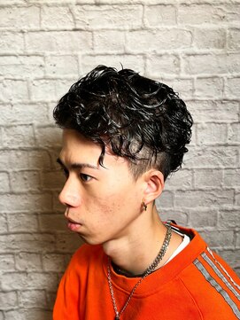 銀座マツナガ 新宿野村ビル店 見る人を惹きつける「スパイラルショート」