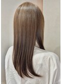 艶髪セミロングストレート