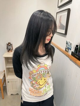 レイヤーカット/ グレージュ