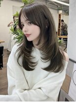 ピープス 逗子 葉山(PEEPS)&nbsp;大人の抜け感結べるレイヤーカット
