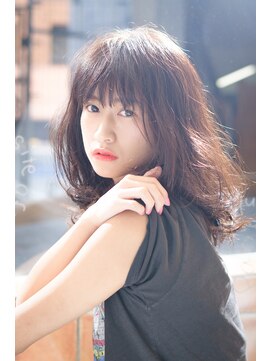 イグレックビス(igrek bis) IGREKBISジグザグバング×ブルージュ×3Ｄカラー×ミニマムボブ