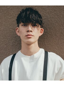 ヘアアイラッシュ リベット(hair eyelash RIVET) ゆるめスパイラル×フロント長め