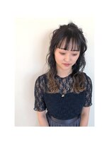 スタイル 成城学園前(STYLE) ヘアアレンジ 波巻きウェーブ 編み込みアレンジ