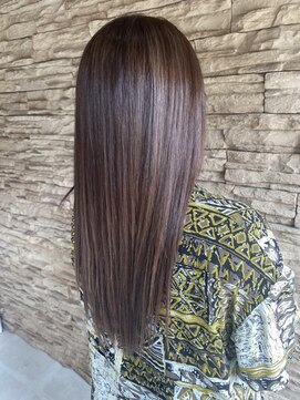 アクビ(AKUBI) 透明感×ナチュラルブラウン