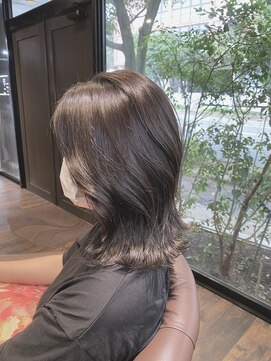 レパーン(Lepa) ミディアムベージュ